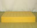 松井吉祥作総楓拭漆仕上卓上盤収納箱・本榧柾目一枚物二寸卓上将棋盤